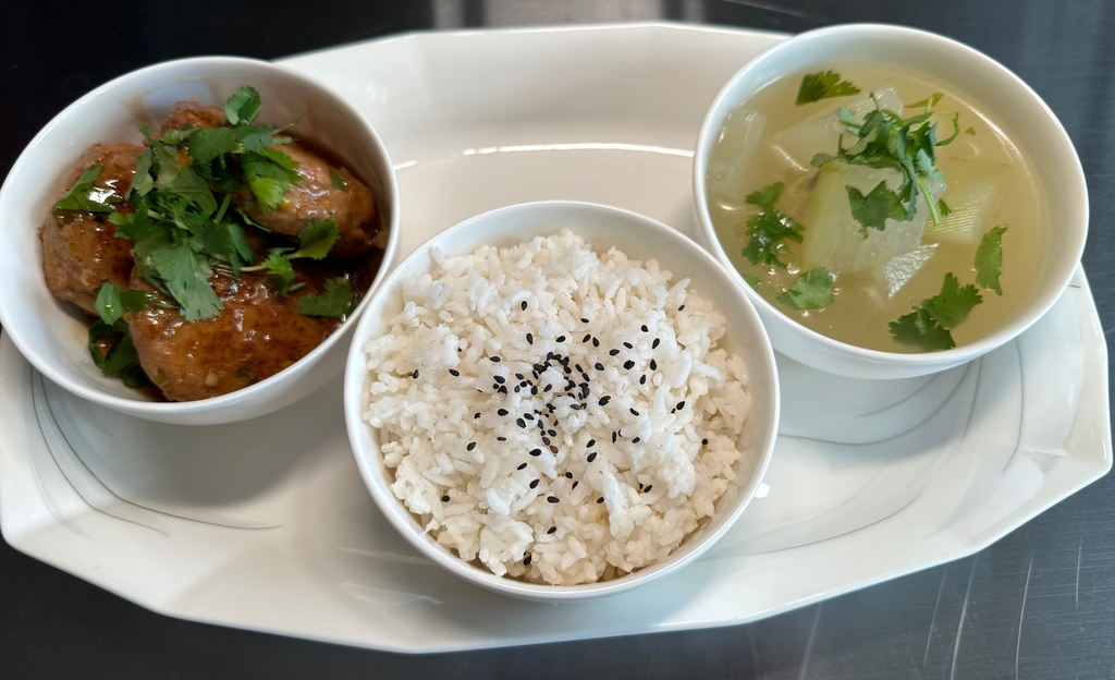 🍱 Infused Five-Spice Patty Set