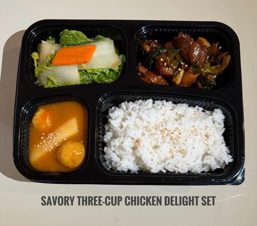 🍱 Savory Three-Cup Chicken Delight Set
